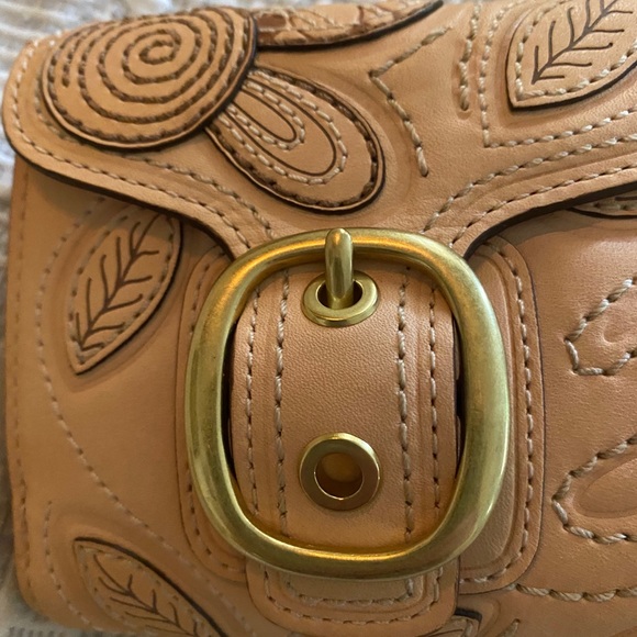 Floral Fantasy - Picture 11 of 11